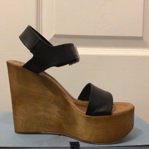 Steve Madden Candis Leather/Wooden Wedges